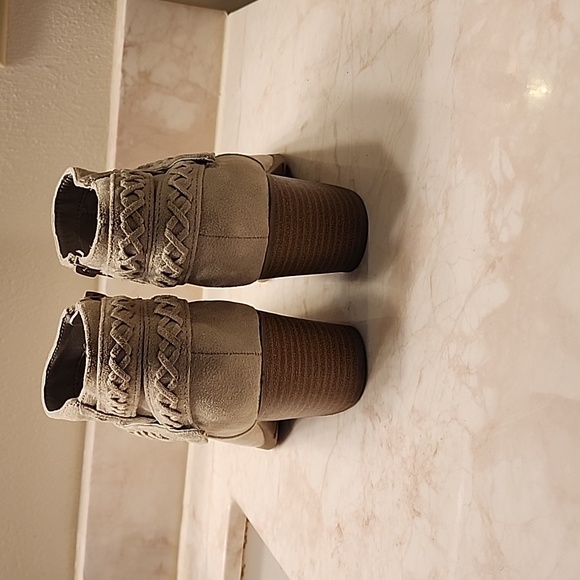 Indigo rd booties - Picture 4 of 6